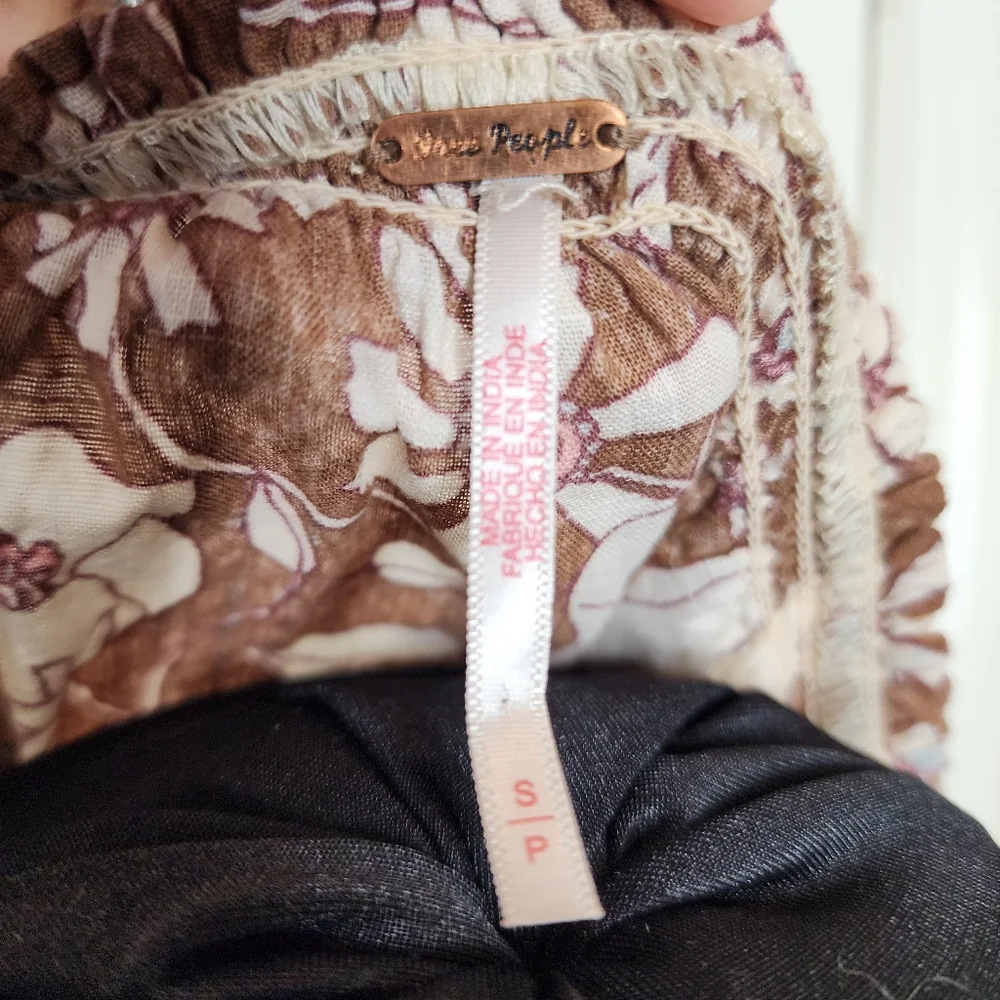 Free People Miss Daisy Top Vintage Combo Print Puff Sleeves | Small | EUC